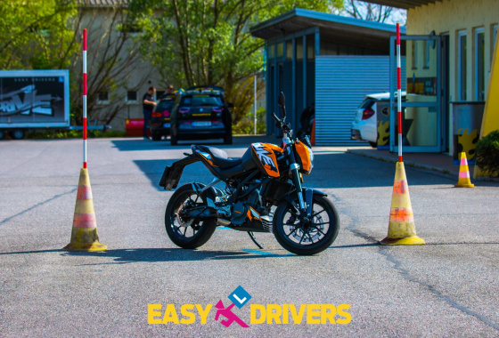 Motorrad KTM Duke 125