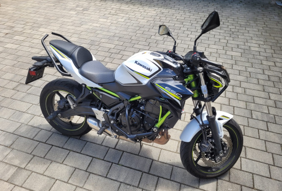 Kawasaki Z650 niedrig