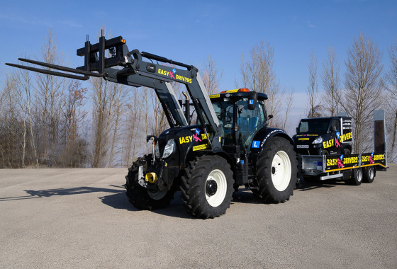 „F“- Traktorgespann