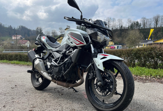 Kawasaki Z 400
