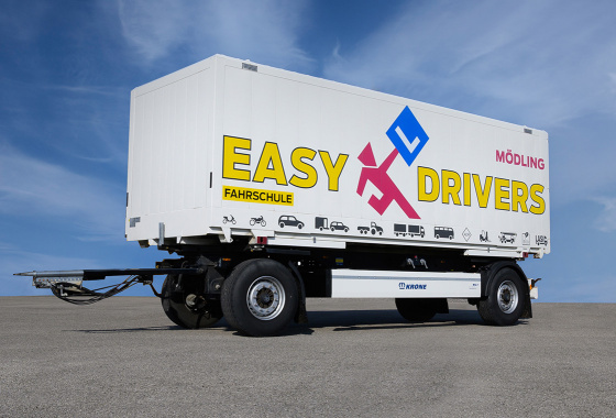 „E“ Anhänger-Krone